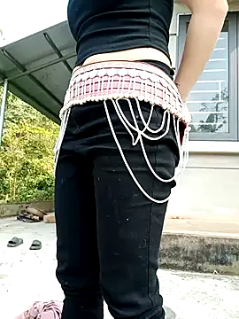 little-effy online show from December 20, 6:50 am