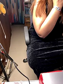 butterflyslay online show from January 8, 5:33 am