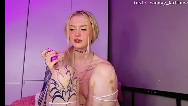 candy kattee online show from May 15, 10:34 pm