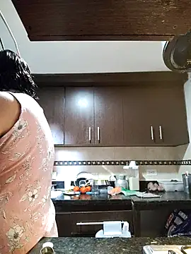 Divine Pouvoir online show from January 16, 12:01 pm