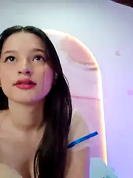 Jasmineloki online show from March 3, 9:10 pm