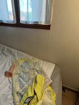 CoquineCharmeuse online show from April 3, 5:55 pm