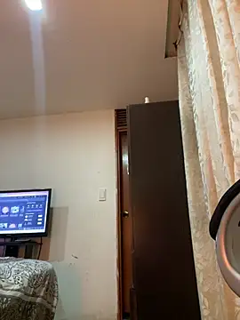 Kitten Riot online show from July 18, 10:56 pm