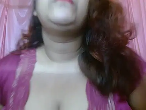 MISTI KOLK online show from December 20, 9:57 am