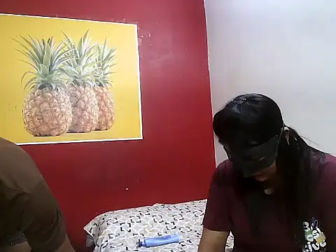 Lovelycouple25 online show from March 25, 10:29 am