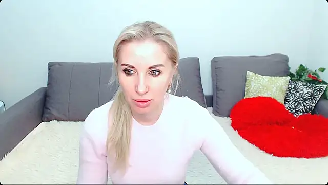 Hanna--Sweet online show from February 1, 10:14 am