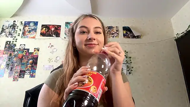 JanelBray online show from January 12, 9:14 am