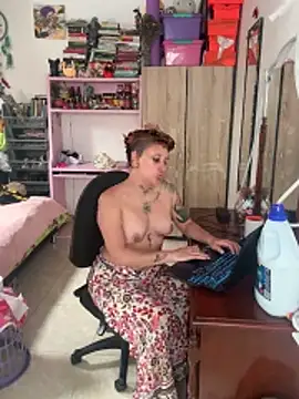 Oshun Morton online show from February 18, 3:55 pm