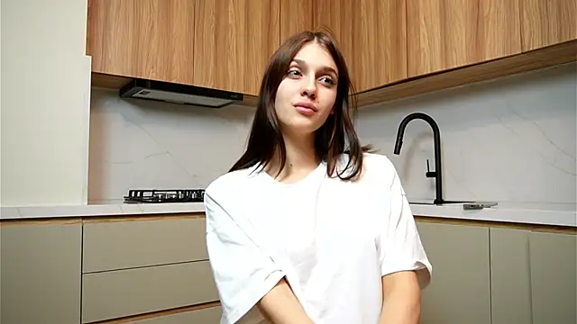 staceyblaine  online show from December 13, 8:37 pm