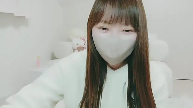 yuyuchan   online show from January 16, 11:28 am