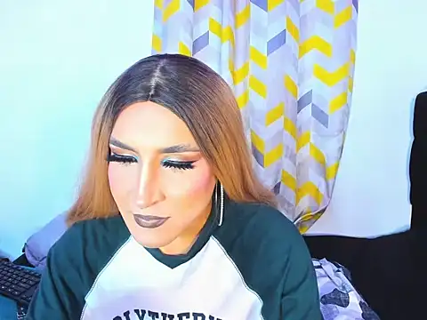 georgiina giio online show from March 10, 7:01 am