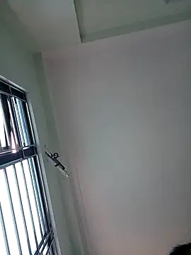 -Lisa  online show from April 9, 6:30 am