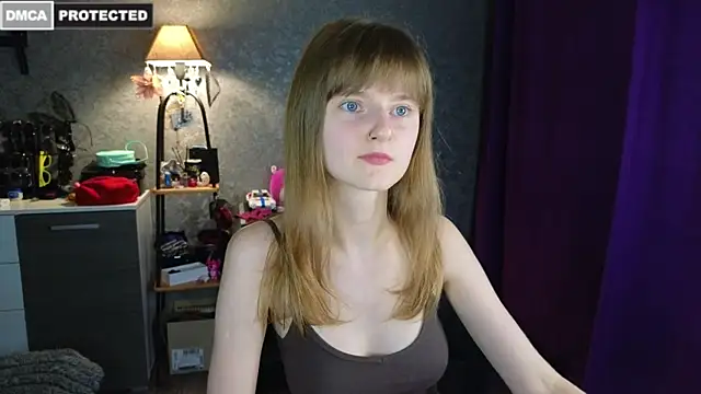 Miss Alisa  online show from July 18, 7:05 pm