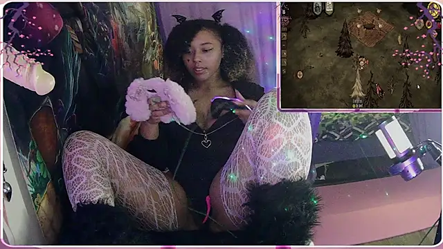 HonneyBunnyXO online show from March 22, 7:58 am