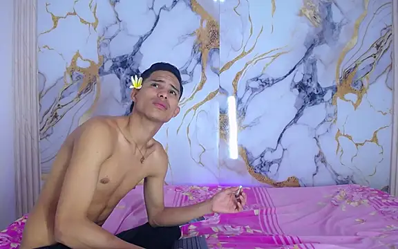 Damian and theo online show from January 9, 8:24 pm