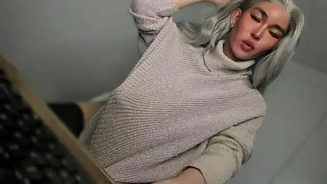 MissTransUSA online show from February 27, 6:30 pm