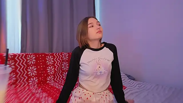 Leyla crsh online show from February 18, 6:12 am