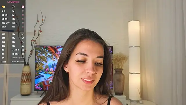 EmmyNoel online show from May 30, 8:05 pm