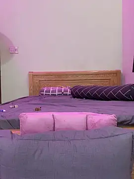    KARA    online show from April 12, 9:01 am