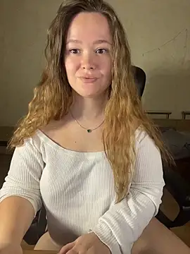 CaramelleSugarr online show from April 16, 5:56 pm