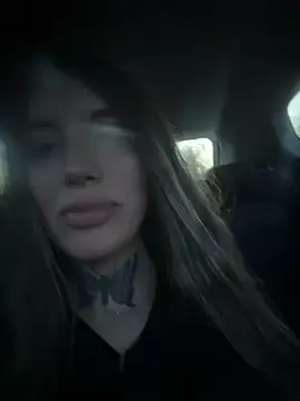 saphirafox online show from March 16, 5:50 pm