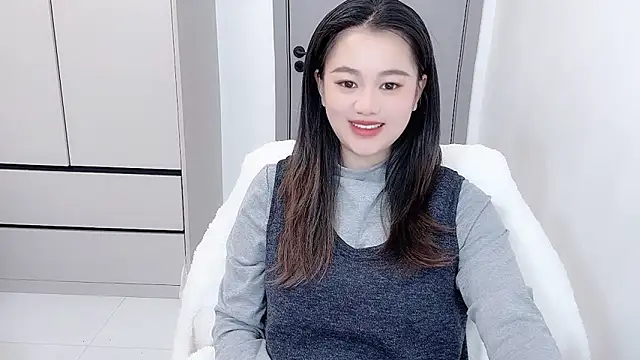 Amireux-8 online show from February 9, 4:37 am