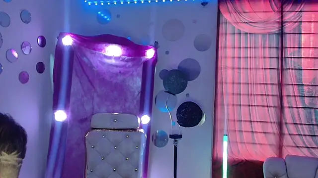 David and Jonas online show from January 18, 6:26 pm