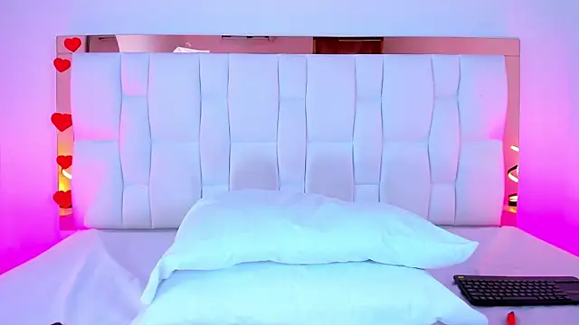 CamilleJuicy  online show from June 3, 1:12 pm