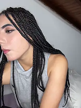 Odett Khast online show from March 5, 3:46 am