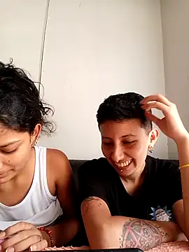 Mei and Gaby online show from March 7, 3:41 pm