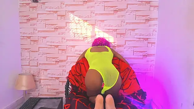 tiffanyy 777 online show from January 9, 9:30 pm