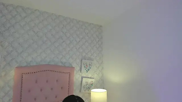 amber  ferrera online show from March 5, 7:53 pm