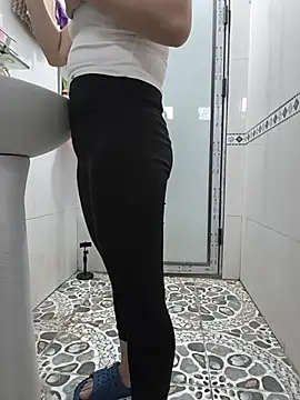 Sweet-Berryy online show from May 20, 1:57 am