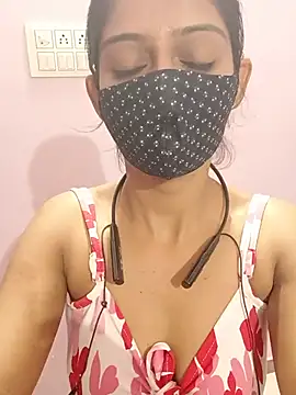notyg240 online show from August 5, 6:25 pm
