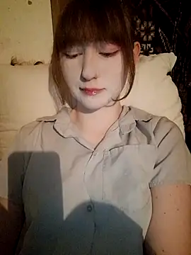 Yoonhee ki online show from May 30, 9:43 pm