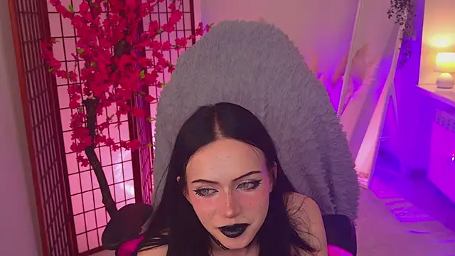 Dark Diva online show from February 17, 9:14 pm