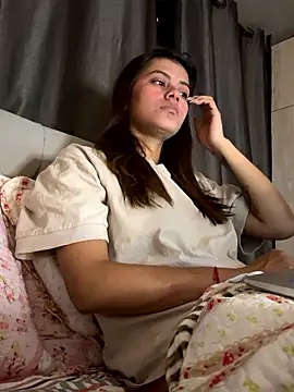 anna-evans09 online show from January 15, 10:32 am