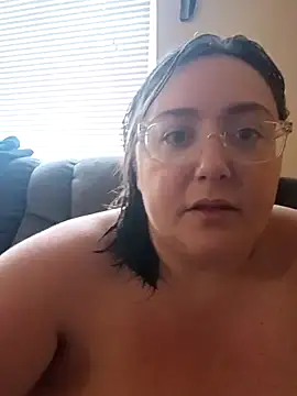 pinkcheetah12 online show from March 18, 2:00 pm