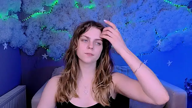 naya may online show from April 9, 7:08 pm