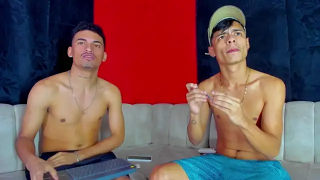 BrownieLoverss online show from January 17, 11:18 am