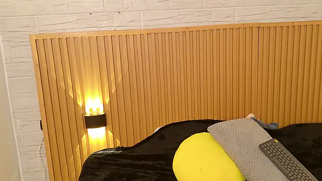 Electra Joness online show from January 10, 4:28 am