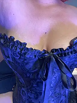 Violetta Moretti online show from March 6, 12:50 am