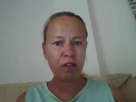 jennyblondeuk online show from May 29, 6:50 pm