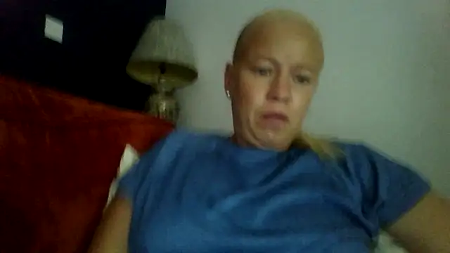 jennyblondeuk online show from July 26, 6:04 pm