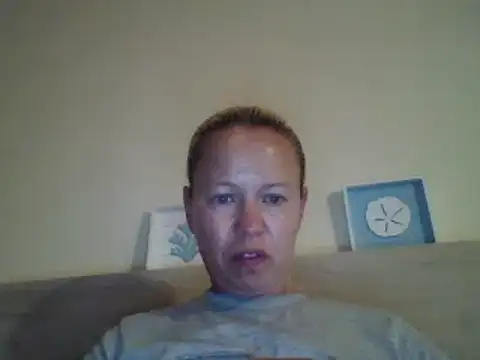 jennyblondeuk online show from May 22, 8:18 pm