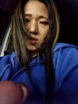 tomatocjin124 online show from April 25, 1:52 pm