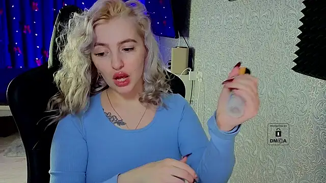 Eva Vibe  online show from March 6, 3:07 pm