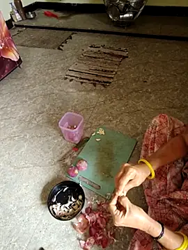 Tamilwifelove online show from December 22, 5:54 am