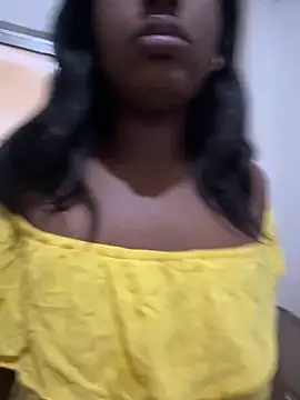 amorasecy online show from January 18, 2:13 pm