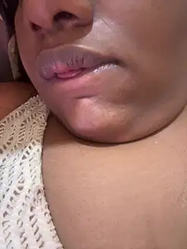 amorasecy online show from April 18, 7:07 pm